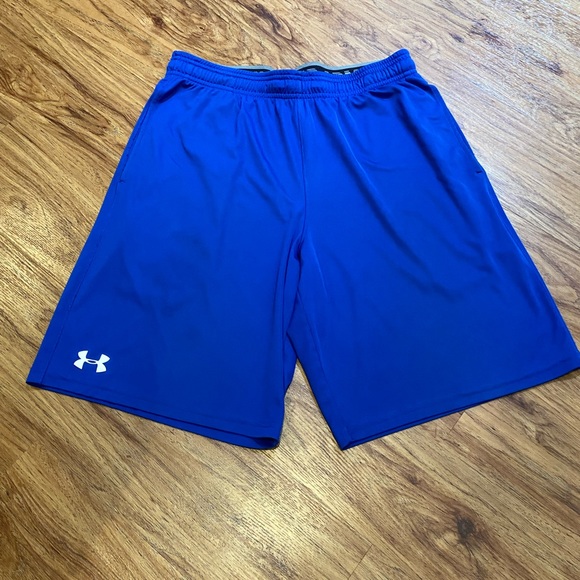 Under Armour Shorts - Picture 1 of 2